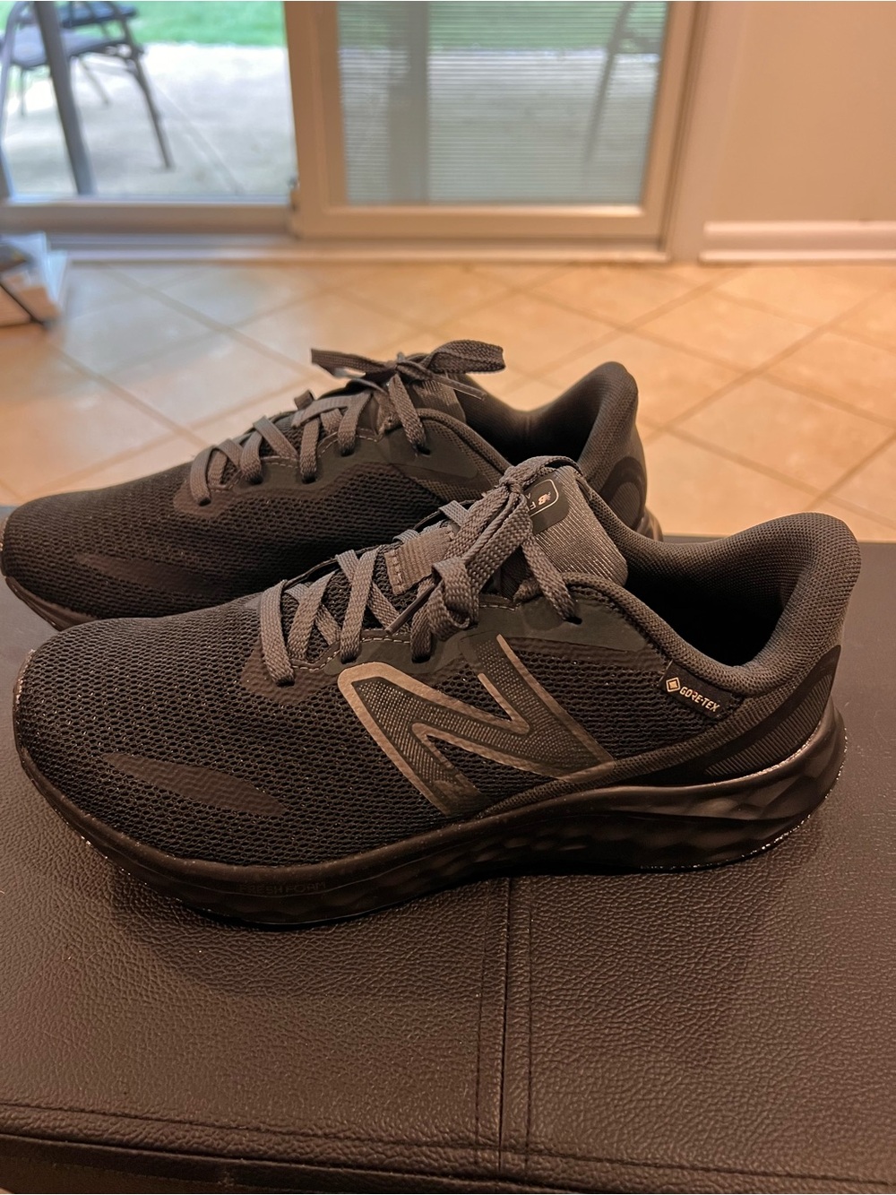 New Balance Fresh Foam Arishi v4 GTX running shoes - waterproof